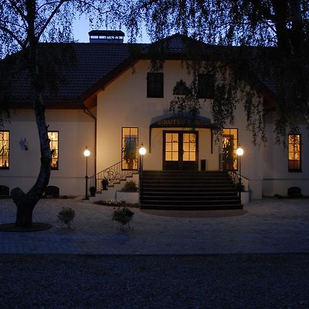 Guest House Birutes Uostas Šventoji エクステリア 写真