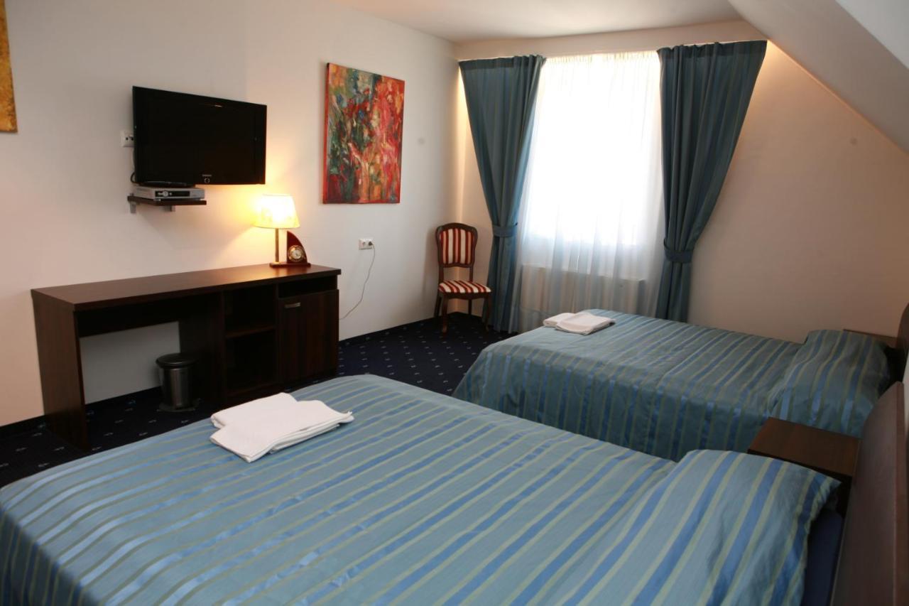 Guest House Birutes Uostas Šventoji エクステリア 写真