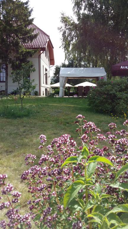 Guest House Birutes Uostas Šventoji エクステリア 写真