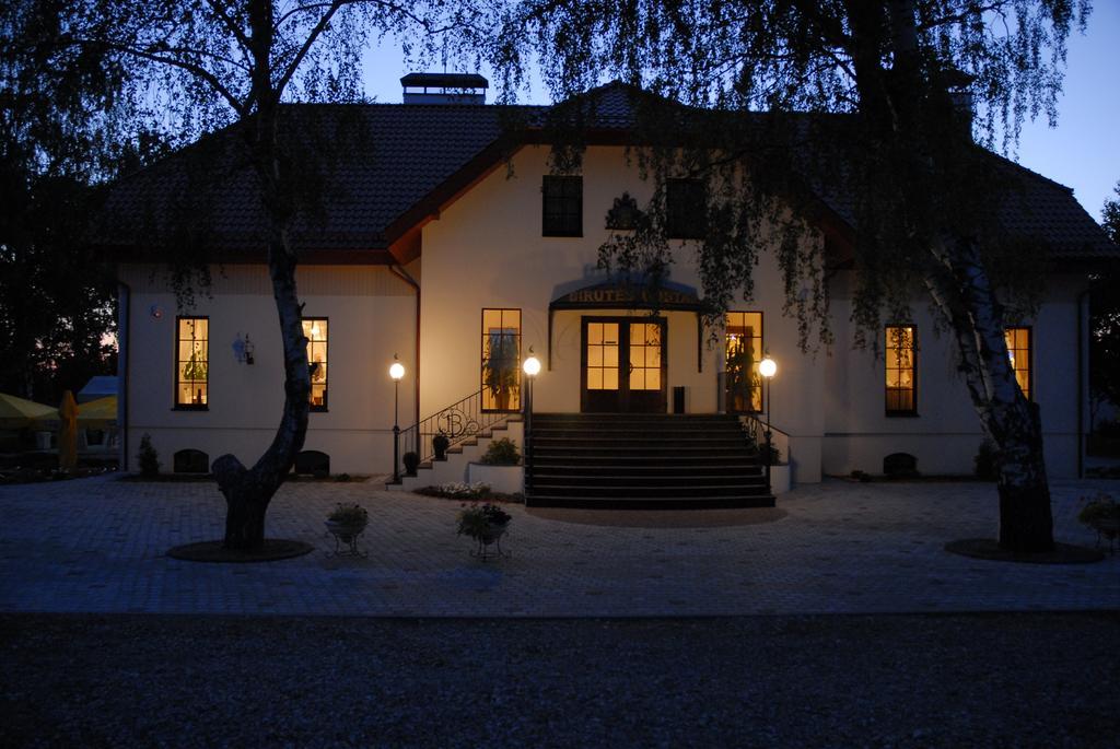 Guest House Birutes Uostas Šventoji エクステリア 写真